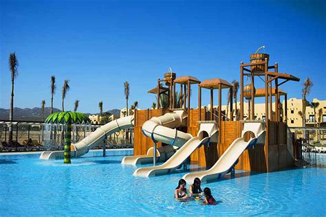 9 Best All Inclusive Resorts With Waterslides | Family Vacation Critic