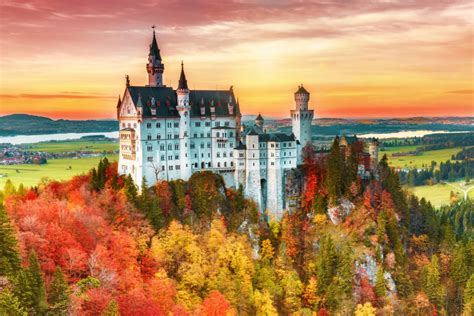 These Are The Top 5 Destinations In Europe To Experience Stunning Fall Colors - Travel Off Path