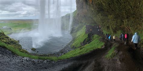 Seljalandsfoss Waterfall | Omnia