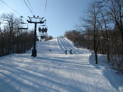 Wachusett Mountain • Ski Holiday • Reviews • Skiing