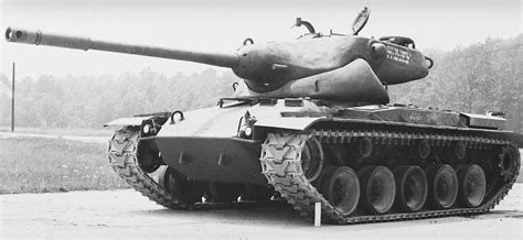 T69 Prototype - Medium tank build in 1951 mounting a 90mm gun in an ...