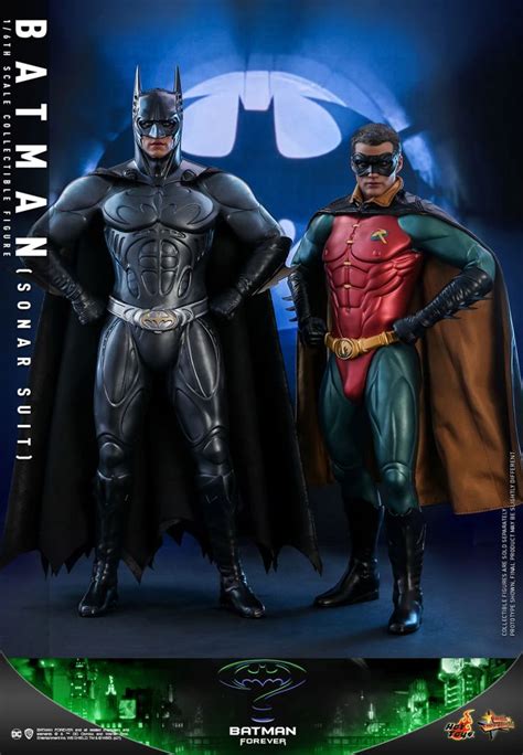 Batman (Sonar Suit) Sixth Scale Collectible Figure by Hot Toys | Sideshow Collectibles Robin ...