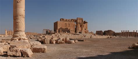 Ruins of the Biblical city of Babylon. | Inspirador