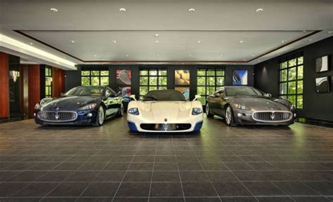 Awesome and Most Beautiful Garages for Super Cars (54 pics) - Izismile.com