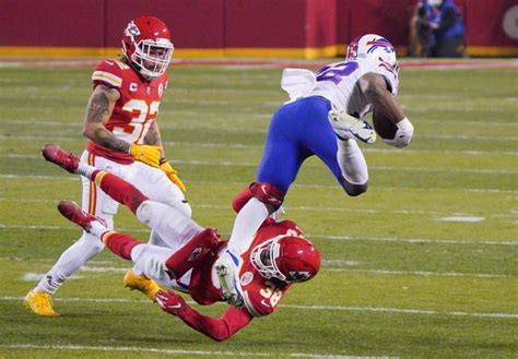 KC Chiefs cornerback L'Jarius Sneed named franchises's unsung hero in ...