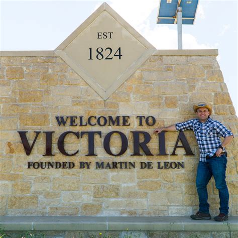 Behind the Scenes in Victoria, TX! | The Daytripper