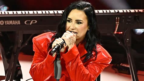 Demi Lovato Performed 'Heart Attack' at an American Heart Association Event and Fans Don't Know ...