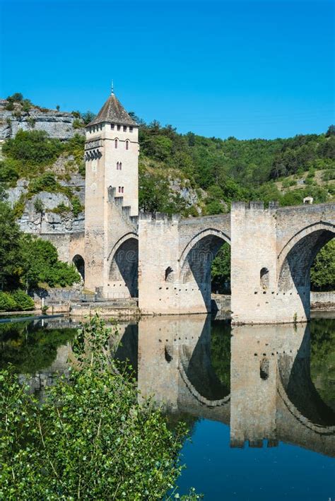 Pont Valentre in Cahors, France Stock Photo - Image of span, building: 152390654