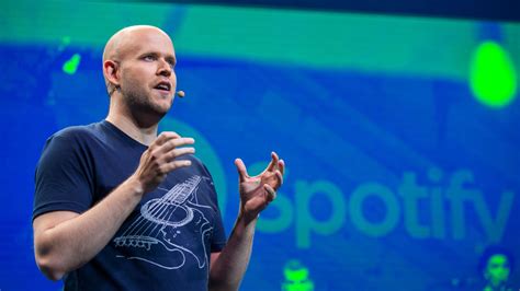 Spotify to do direct listing on NYSE by early 2018: Sources