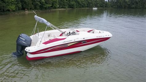 Deck Boat Rental - Aussie Watersports