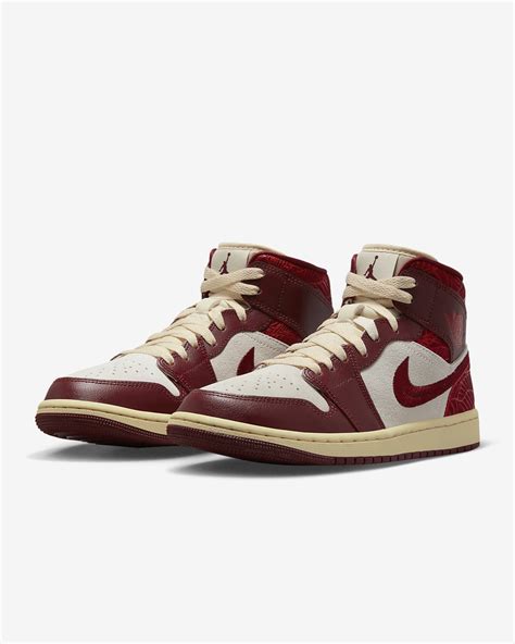 Air Jordan 1 Mid SE Women's Shoes. Nike NL