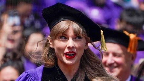 Taylor Swift Delivers Commencement Speech: 'Cringe is Unavoidable ...