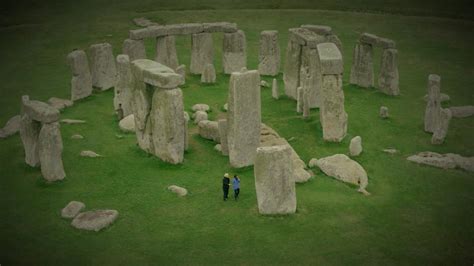 Who built Stonehenge? New clues unearth answers to the mystery - NBC News