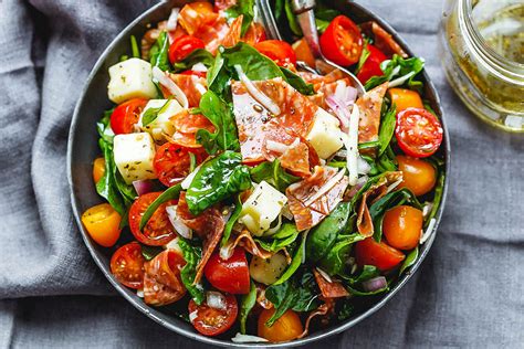 Spinach Salad Recipe with Mozzarella, Tomato & Pepperoni – Spinach ...
