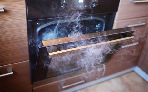 Why Does My Oven Smoke When Roasting? (4 Common Causes) - Miss Vickie