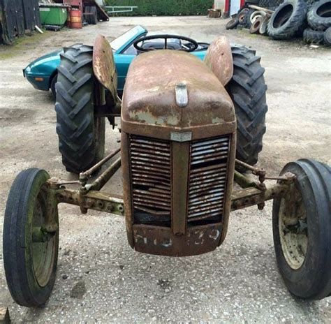 Gerry And His 1946 Grey Ferguson TE20 Restoration - Home