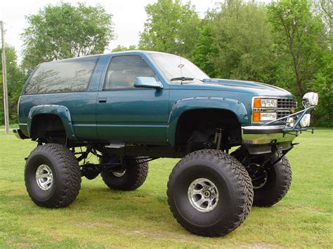 monster chevy, lifted 4x4, lifted chevy