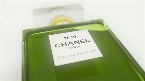 Chanel No 19 Eau de Parfum on Behance