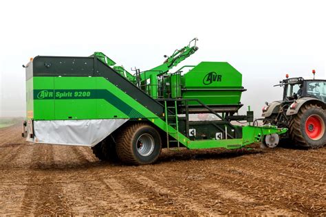 AVR Potato Harvesters - Vin Rowe Farm Machinery