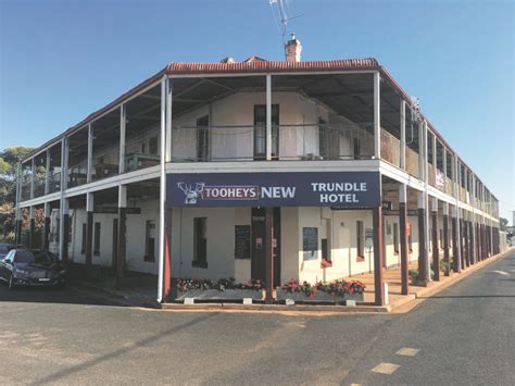 TRUNDLE HOTEL SET TO RE-OPEN - Condobolin Argus