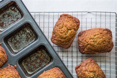 Mini Banana Bread Loaves Recipe — The Mom 100