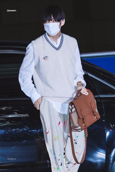 Style Inspo: The Best Airport Fashion Of 2019 | Soompi