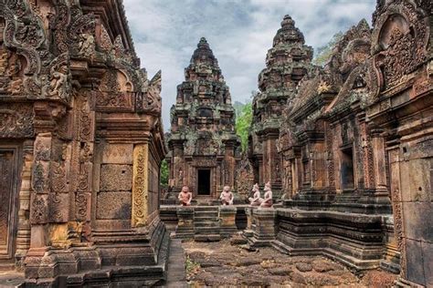 Grand Tour and Banteay Srei Group Tour 2023 - Siem Reap