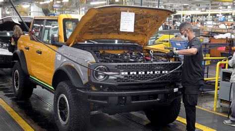 Ford Bronco ships to dealers as company starts filling 125,000 orders