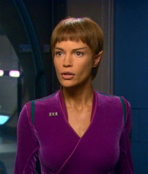 ️ Jolene Blalock as T'pol in Star Trek Enterprise. Wish they hadn't stop at four.