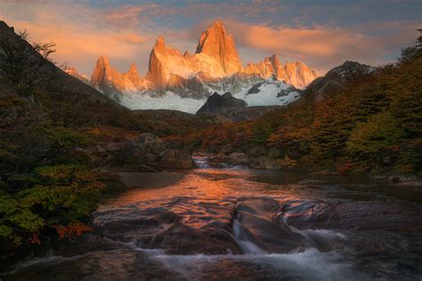 Patagonia, Argentina - Sunrise On Fitz Roy [7952 × 5304] (OC) : r/EarthPorn