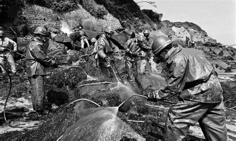 GeoGarage blog: Torrey Canyon disaster – the UK's worst-ever oil spill 50 years on