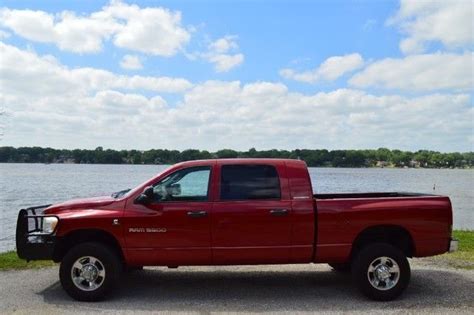 2006 Dodge Ram 3500 4x4 Leather 5.9L Cummins Diesel MEGA CAB no rust