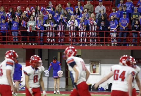 Gallery: Hitchcock-Tulare claims 9B football title with win over Herreid/Selby Area – SD SportScene