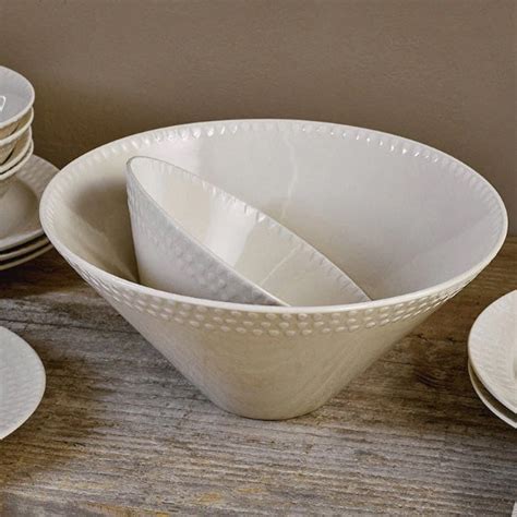 White serving dishes - White ceramic serving bowls - Embossed