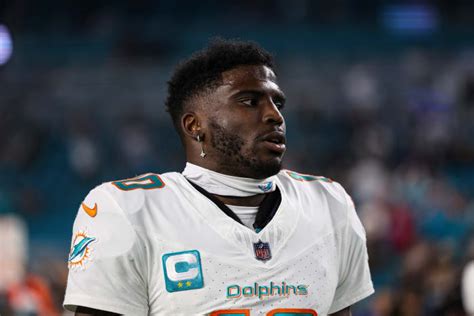 Tyreek Hill Reacts To 'Stunner' Of Dolphins Coaching Move - The Spun