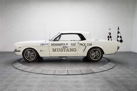 Ford Mustang Indianapolis 500 Pace Car Selling for $1.1M - autoevolution