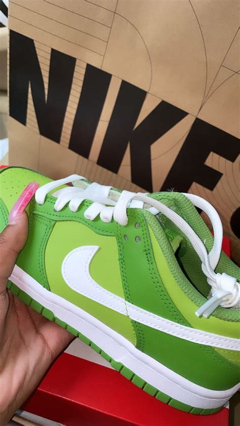 Green dunks #dunks #nike in 2022 | Sneakers, Trendy shoes sneakers ...