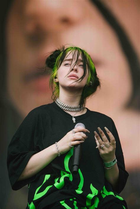 Billie Eilish Green Hair Wallpapers - Top Free Billie Eilish Green Hair ...