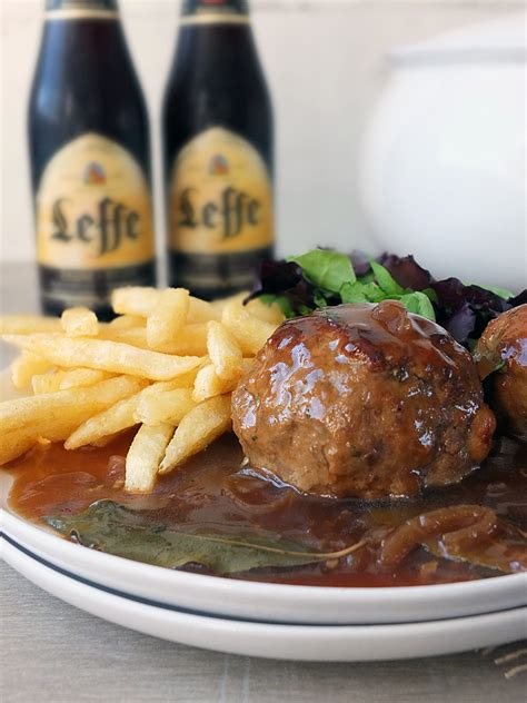 Boulets à la Liégeoise - a Classic Belgium Meatball Recipe | Elizabeth's Kitchen Diary