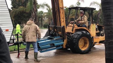 Watch as flooding leads to evacuation of Ventura Beach RV Resort