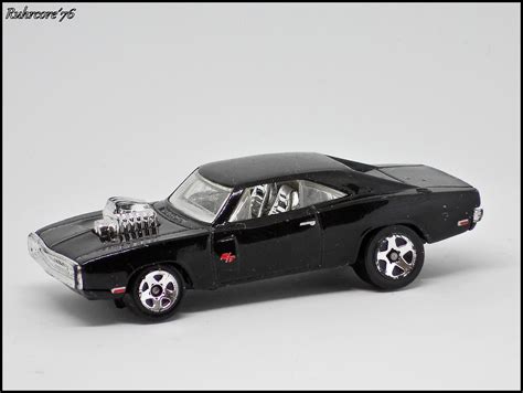 Hot Wheels Dodge Charger R/T 1970 | Hot wheels, Dodge charger, Dodge