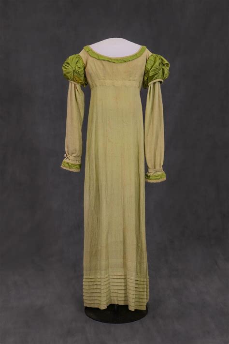 Clothing & Textiles: Empire Fashion of the Early 1800s - New Canaan Museum and Historical Society