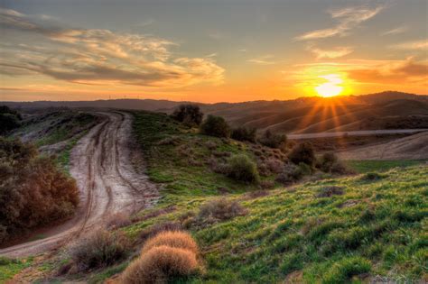 Dirt Road Sunset | Jason Stone | Flickr