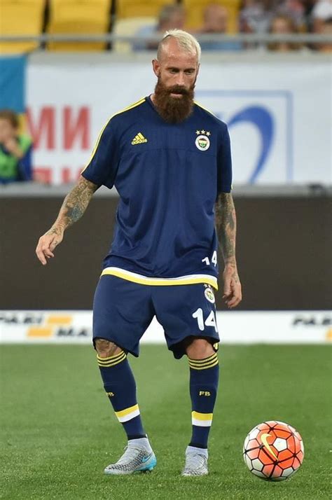 Raul Meireles - Celebrity biography, zodiac sign and famous quotes