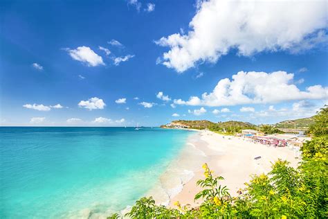Best Beaches in Antigua and Barbuda