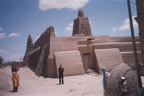 South Africa + Mali to preserve priceless collection of hundreds of thousands of Timbuktu documents