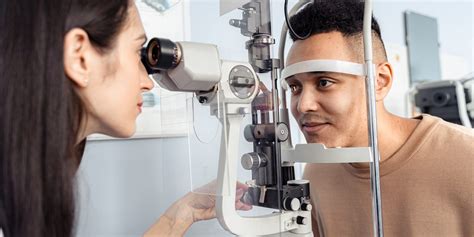 How to Tell if You Have Poor Eyesight - Reynolds Opticians