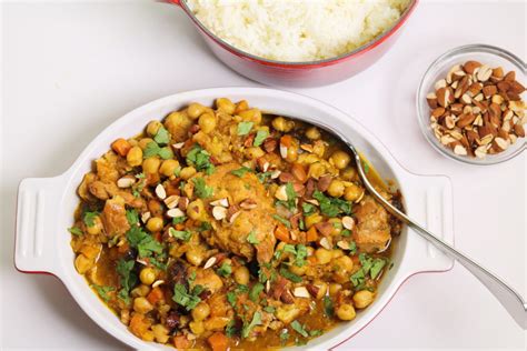 Slow Cooker Moroccan Chicken Tagine with Apricots, Almonds and ...