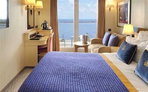 Queen Elizabeth Balcony (and Club) Room - The Luxury Cruise Review