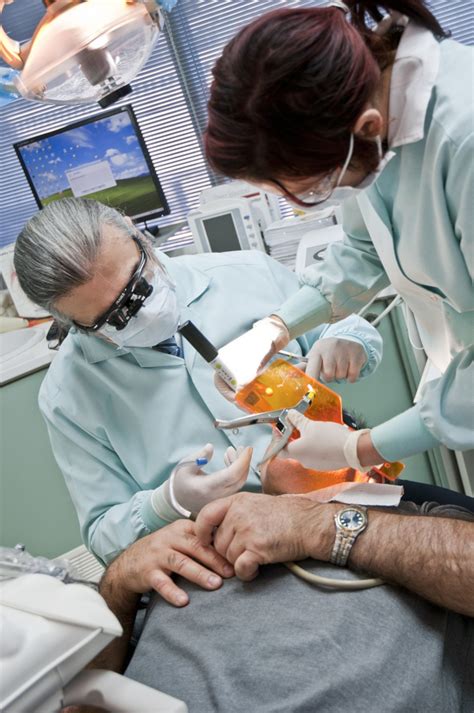 Emergency Dental Extraction | Dentistry Blogs